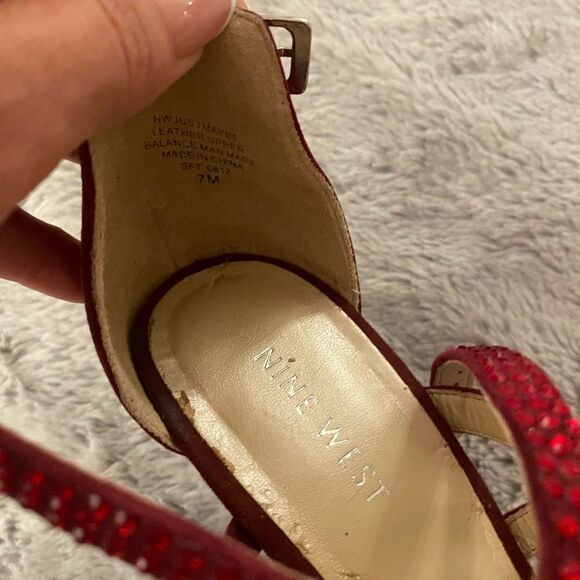 Nine West suede heels, size 7 - Picture 11 of 12
